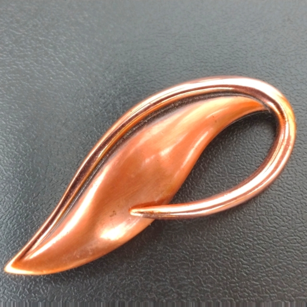 Matisse Renoir Copper Vintage Brass Brooch